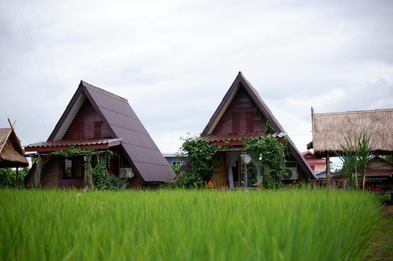 Appartamento Huean Himbo Chiang Rai Esterno foto
